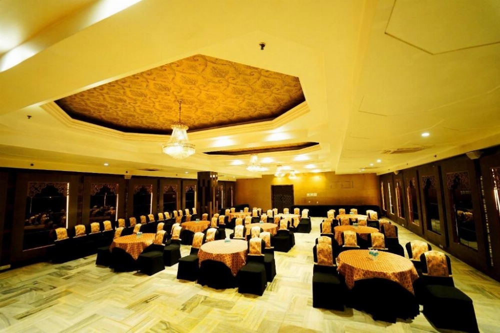 Hotel Radhika Regency